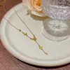 Joyería Transfronteriza Europea y Americana Moda y Exquisito Colgante Nicho Cadena Clavicular No Descolorante Oro de 18K Acero Titanio Accesorios de Collar para Mujer