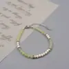 Pulsera Sencilla de Cuentas de Cristal de Colores para Niñas Pulsera Apilable con Acabado de Alta Gama Joyería para la Mano Color Caramelo Adornos de Mano Coloridos