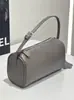 Bolsa Pequeña Cruzada para Mujer de Cuero de Vaca de Primera Capa, Personalizable, de Venta Caliente Europea y Americana, con Soporte para Bolígrafos, de un Solo Hombro