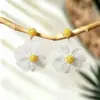 Brincos de Metal Vazado Flor Cruzada, Brincos de Linha Pétala Estilo Férias Boêmio, Brincos Amigáveis para Fotos com Senso de Atmosfera