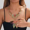 Nueva Cadena de Clavícula de Aleación Estilo Palacio Retro Europeo y Americano Exagerado Cristal Collar Corto Aretes Joyería Pequeña Venta al por Mayor