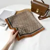 Bufanda de Algodón Lino Seda Espiga de Moda y Versátil con Estampado de Cadena de Alta Gama, Bufanda Decorativa para Cuello, Bufanda para Mujer al por Mayor