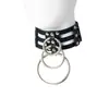 ZIZ Gola Choker de Couro Decorativa Unisex com Três Fileiras de Rebites de Três Anéis e Decorações Vazadas, Colar para Clavícula