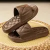 Pantuflas de alta gama para mujer, transfronterizas, geniales, para uso doméstico interior, casa de huéspedes de verano, baño, ducha, antideslizantes de EVA para hombre
