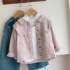 Ropa de abrigo para niñas, colección otoño 2026, tops infantiles elegantes y modernos, ropa de otoño versátil con estampado integral, diseño de un solo botón