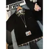 Camiseta polo de manga corta para hombre, estilo retro americano universitario de verano, con diseño de cuadros y patchwork de dos piezas en blanco y gris, cuello camisero