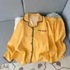 Outono de 2026 da Fábrica (Lote 30 de Arquivos em Grupo) Cardigan de Concha Algodão Nuvem Novo Conjunto de Pijama de Outono Lapela