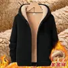 Conjunto deportivo casual de invierno para hombre transfronterizo, talla grande, forrado de felpa y engrosado, conjunto de dos piezas con una chaqueta de lana de cordero para abrigarse