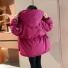 Nueva Colección Otoño/Invierno 2026 Chaqueta de Algodón con Relleno de Plumas Gruesa y Cálida para Niñas Mayores, Elegante y Resistente al Frío
