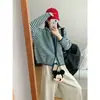 Cárdigan de Punto con Capucha y Raya Roja de Contraste para Mujer Otoño Invierno Nuevo Estilo Holgado Perezoso Abrigo Suéter Estudiante