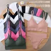 Conjunto de Sutiã Camisola Novo Estilo, Respirável e Confortável, Lindo Detalhe nas Costas Roupa Íntima Feminina, Conjunto de Sutiã Push-Up Sem Fio à Prova de Impacto para Mulheres