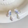 Nuevos Pendientes de Mariposa Azul Cristalino Calificados 2024 Lindos Dulces Adecuados para Pendientes de Primavera Pin de Plata 925 Orejas