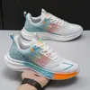Zapatos Deportivos Nuevos de Otoño Tendencia de Moda Frío Pegajoso de Caña Baja para Hombre Venta al por Mayor Malla Transpirable Casual Estudiante Zapatos Deportivos