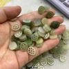 Suministro en Vivo de Accesorios Pequeños de Jade Hetian de Material de Qinghai, Rodajas de Raíz de Loto Color Agua Clara, Joyería Versátil Estilo Raíz de Loto Hecha a Mano para DIY