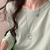 Collar Largo de Acero de Titanio Inoxidable para Mujer con Corazón Transparente y Diseño de Nicho, Moderno, Versátil, Ajustable, Cadena para Suéter