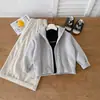 Conjunto de Outono Estilo Coreano para Bebês e Crianças Pequenas, Cardigan Suéter de Tricô com Zíper e Gola Alta, Aplique, Calça Longa de Perna Larga e Reta, Conjunto para Meninos, Moderno