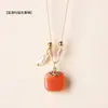 Colgante de Ágata Fuente de Sal Natural Estilo Retro Cuerda Tejida a Mano Jade Flor de Durazno Rosa Nube Propicia Candado Nuevo Artículo Caliente Collar de Mujer