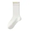 Calcetines de algodón puro a rayas para mujer, adecuados para otoño e invierno, calcetines deportivos altos, antibacterianos, sin costuras, de longitud media hasta la pantorrilla, ideales para estudiantes y actividades deportivas