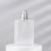 Botella de perfume cuadrada plana esmerilada al por mayor 30ml 50ml botella de perfume de vidrio esmerilado botella rociadora cosmética