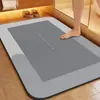 Alfombrilla de suelo absorbente de tierra de diatomeas, diseño moderno y minimalista para baño, alfombrilla antideslizante para el pie para la entrada del baño del hogar, alfombrilla para puerta de inodoro resistente a la suciedad