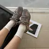 Modelo nuevo de verano europeo, punta redonda, piel suave, bloques de color, planos, zapatillas de entrenamiento alemanas para mujer, con cordones y hebilla, zapatos casuales