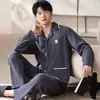 Novos Pijamas Masculinos Térmicos de Fleece Manga Longa Gola Lapela Preto de Alta Qualidade Confortável Quente Amigo da Pele Primavera Outono Inverno Roupa de Casa Cardigã