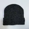 Fábrica de origen gorro de chenilla de color mixto cálido para hombre y mujer, gorro para clima frío de otoño e invierno, admite personalización a granel OME