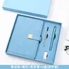 Conjunto de notebook A5 e caneta em estoque, ideal para reuniões e eventos corporativos, um presente prático com opções de personalização de logotipo.