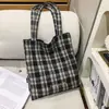 Bolso Nuevo de Cuadros de Invierno para Mujer Estilo Coreano Estilo Perezoso Gran Capacidad Estudiante Clase Viaje Diario Bolso de Hombro Bolso Tote Portátil