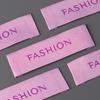 Personalización de Etiqueta de Cuello de Ropa Etiqueta de Cuello de Alta Densidad Personalización Marca Registrada de Ropa de Mujer Personalización Marca Tejida Etiqueta de Tela Personalización Etiqueta de Medio Doblez