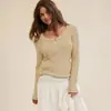 Camiseta de punto acanalado de manga larga con cuello en U y botones, de venta caliente, moda europea y americana, top base ajustado, estilo corto para chicas a la moda