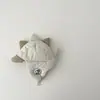 Una nueva colección de invierno de sombreros Lei Feng para niños: lindos diseños de dinosaurios para niños y niñas, que brindan calidez y protección contra el frío, con características que cubren las orejas