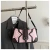 Bolso de Axila para Chica Popular 2026 Nuevo Estilo Tendencia Otoño/Invierno Sensación de Alta Gama Resistente Bolso para Motocicleta Versátil para Viajes Diarios Bolso de Hombro Único de Mano