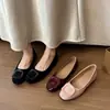 Zapatos versátiles para el día a día, sin cordones, de un solo paso, hebilla cuadrada, suela blanda, zapatos para conducir, a la moda, elegantes, primavera verano 2026, de corte bajo, zapatos de un solo color, elevador de talón oculto