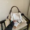 Bolso de Mujer con Diseño de Nicho Nuevo Verano 2026, Bolso de Mano Cuadrado Plegado tipo Nube, Bolso Cruzado y de Hombro Versátil para Mujer