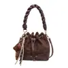 Bolso Cubo de Gamuza Super Caliente Nuevo 2026 para Mujer, Bolso de Hombro Único Cruzado, Bolso de Moda con Cordón Estilizado de Nicho