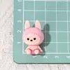 Postura Sentada de Dibujos Animados Tridimensional con Agujeros, Bolas de Goma Lindas, Accesorios de Joyería para Cadena de Teléfono Móvil DIY, Lote de Cuentas Sueltas