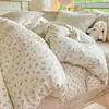 Nueva cama de algodón de clase A para madres e hijos de 120 grados, juego de cuatro piezas para el hogar, juego de tres piezas para dormitorio de estudiantes con diseño floral, venta al por mayor