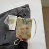 Nova Bolsa Nacional Estilo Chinês para Mulheres, Nova Tendência Primavera-Verão 2026 Bolsa de Ombro Bordada de Nicho, Bolsa Transversal para Celular Super Popular