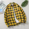 Ropa Nueva para Hombre de Primavera y Otoño Holgada Tallas Grandes Retro Japonés Cuadros Manga Larga Ropa de Abrigo Cepillada Estilo Hong Kong Top