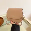 Bolsa de Ombro Versátil Nova em Cores Doces para Outono e Inverno, Fashion e Fresca, Bolsa Sela de Alto Apelo Estético, Bolsa Transversal para o Dia a Dia Feminina