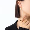 Pendientes de perlas estilo retro con temperamento a la moda europea y americana, pendientes de acero de titanio, joyería retro atmosférica F369
