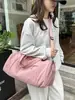 Bolsa deportiva y de fitness de gran capacidad nueva, bolsa de viaje casual y versátil, bolso de hombro moderno y a la moda, bolsa de fitness unisex