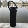 Ventas Directas de Fábrica Color Sólido Recto Elástico Funda para Termo Se Puede Llevar en la Espalda con Material de Buceo Funda para Taza Aislamiento y Anticaídas Venta al por Mayor