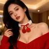 Gargantilla Dulce y Linda de Año Nuevo y Navidad Collar de Felpa Blanca para Mujer Collar para Clavícula con Bola de Pelo Roja y Lazo