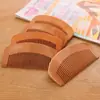 Peine creativo de madera de durazno natural, peine antiestático para alisar el cabello, cuidado y protección del cabello, no raya el cuero cabelludo, portátil para uso en casa, venta al por mayor