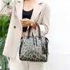 Suministro Exclusivo Transfronterizo de Bolso de Mano Clásico de Moda para Mujer con Estampado de Leopardo, Set de Cuatro Piezas, Bolso Cruzado de Hombro de Charol Retro de Gran Capacidad