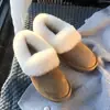 Simples y versátiles, cálidas y forradas de felpa, botas de nieve para mujer, nuevo estilo otoño/invierno 2026, cómodos y afelpados zapatos de algodón con cuero y piel integrados
