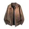 Chaqueta de cuero tipo biker con remaches estilo americano transfronteriza para hombre, diseño de moda de alta costura otoño 2026, abrigo elegante y genial con cuello alto
