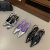 Zapatos de Trabajo de Punta Fina con Tacón Grueso y Espalda Abierta con Correa Única para Mujer, Estilo Nuevo 2025, Adecuados para Combinar con Faldas